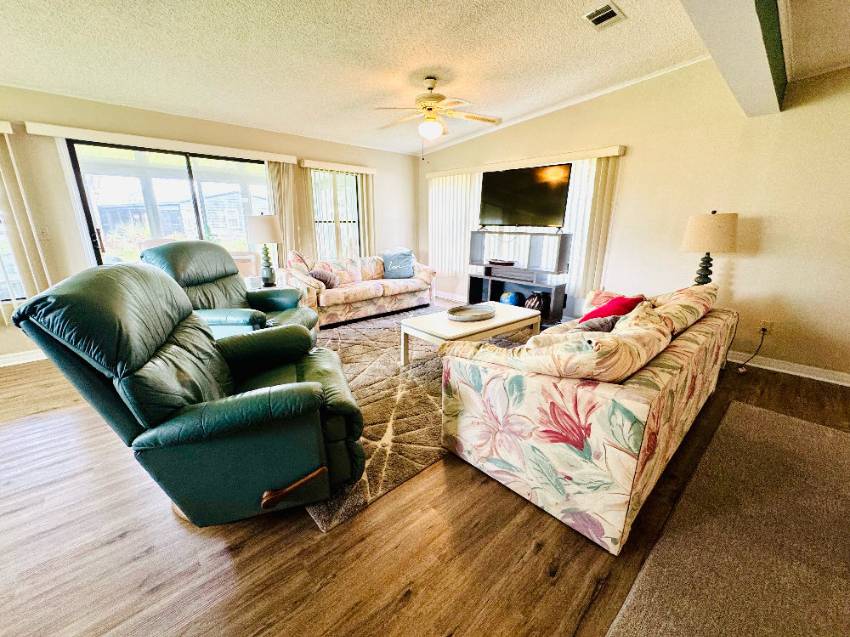 4622 Alvamar Trail a Lakeland, FL Mobile or Manufactured Home for Sale